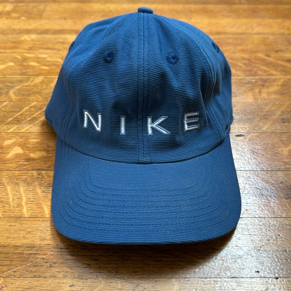 Vintage Nike Strapback Hat / 90s / Nike Spell Out